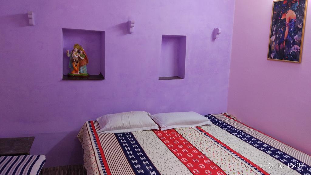 Radha Krishna Home Varanasi Exterior foto