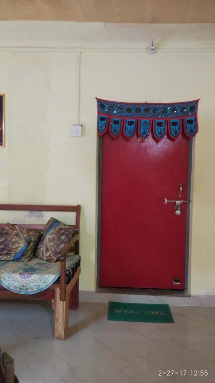 Radha Krishna Home Varanasi Exterior foto