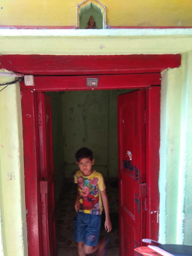 Radha Krishna Home Varanasi Exterior foto